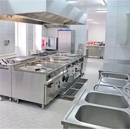 ⭐️ راهنمای جامع خرید تجهیزات آشپزخانه صنعتی: از مشاوره تا اجرا 🍳